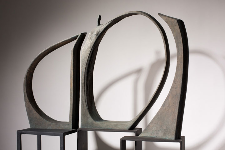 Equilibre, sculpture equlibre, Sculpture Bronze, sculpture acier, sculpture laiton, centre de gravite, trouver centre de gravite, juste place