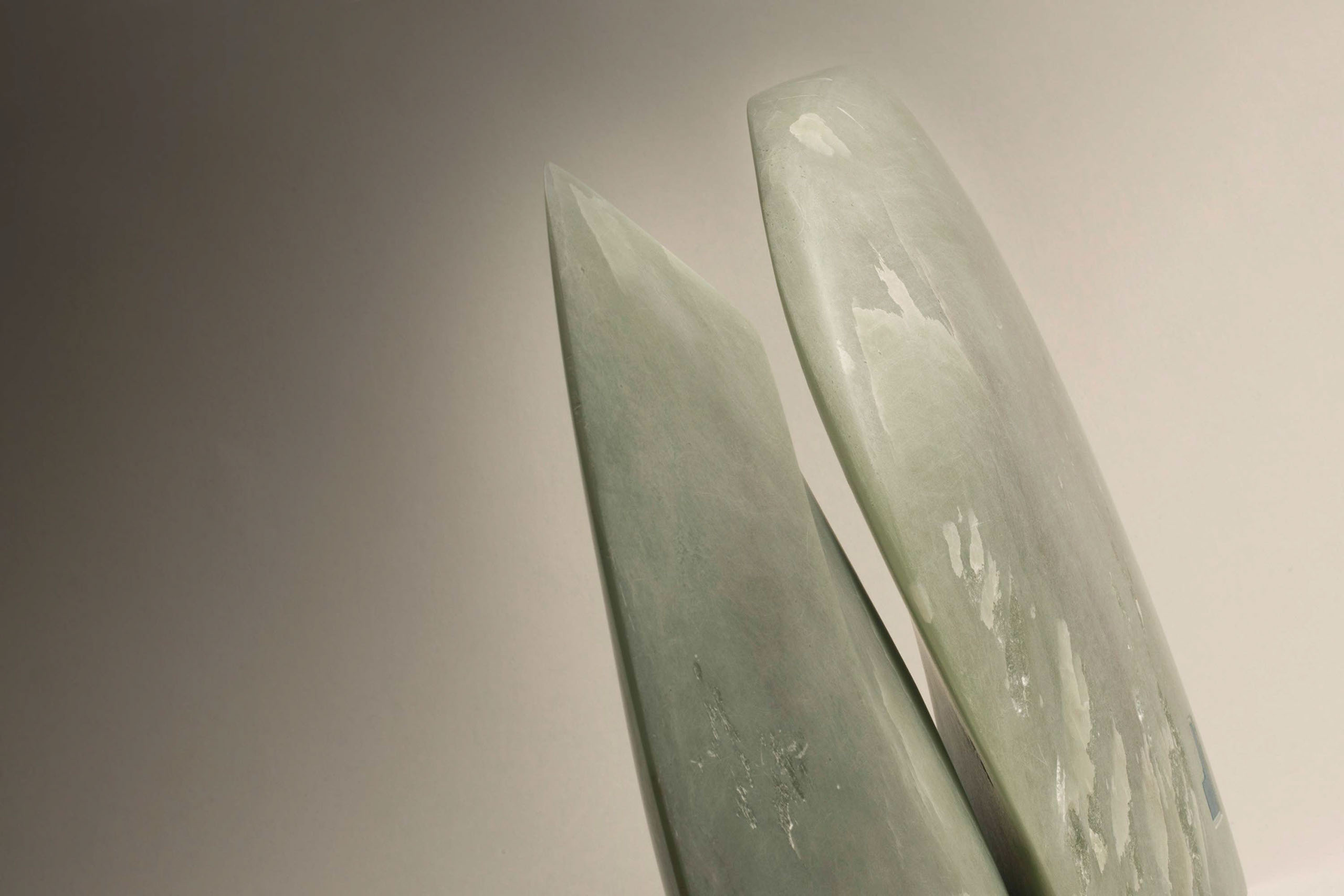 Chloe desrousseaux, chloé desrousseaux, cloe desrousseaux, Sculpture grand format, sculpture bronze, sculpture femme, sculptrice femme, douleur 