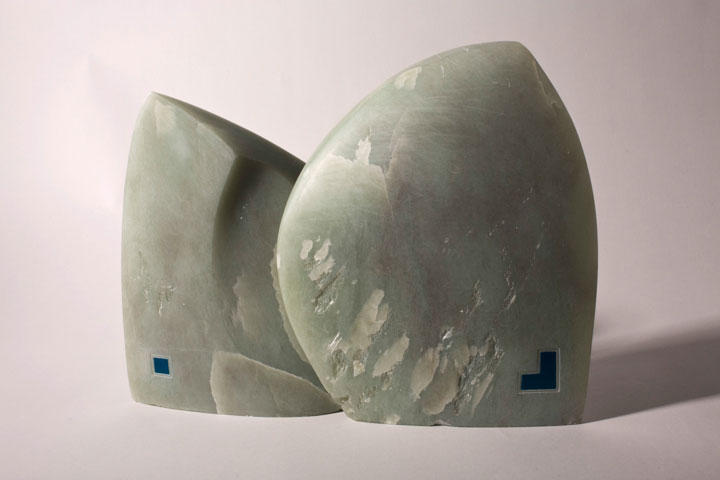 Chloe desrousseaux, Rituel, steatite, encastrement, completude, rituel japonais, sculpture douceur, apaisement, sculpture apaisement,