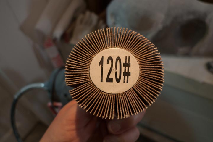 Chloe Desrousseaux, Atelier matiere, Entendre MATIERE parler, transparence albatre, cire rouge, ecorce bouleau, sculpture ecorce, sculpture