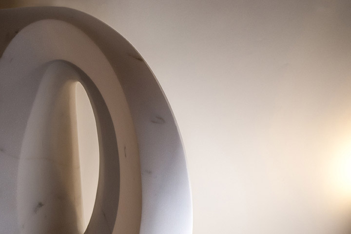 Sculpture albatre, sculpture albâtre, marbre, sculpture contemplation, contemplation, sculpture apaisement, apaisement, sculpture silence